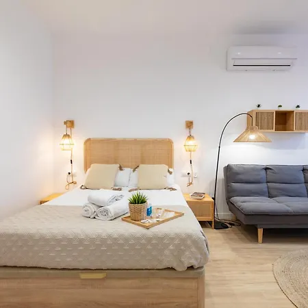 Ferienwohnung Travel Habitat Ruzafa Lofts Valencia Exterior foto
