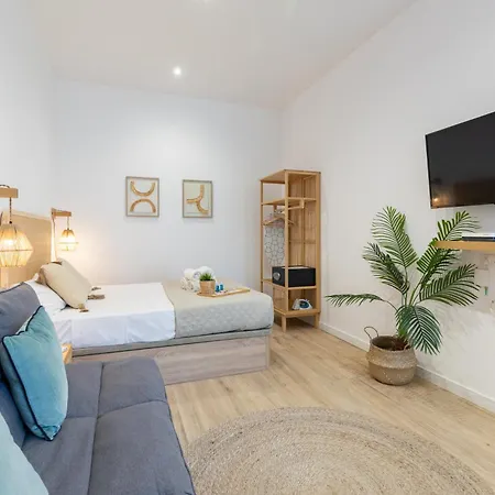 Ferienwohnung Travel Habitat Ruzafa Lofts Valencia Exterior foto